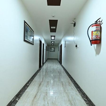 Hotel I.P. Palace ラクナウ エクステリア 写真