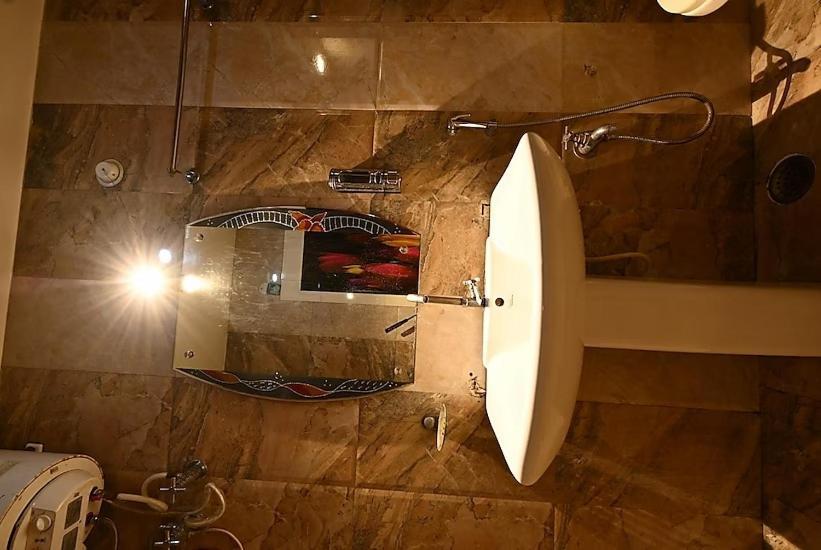Hotel I.P. Palace ラクナウ エクステリア 写真